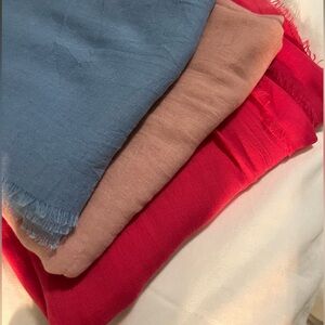 Gorgeous pink oversized scarf